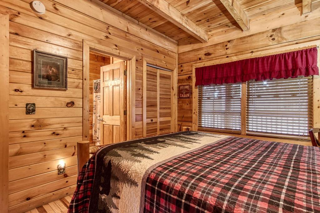 Highland Dream, Hot Tub, 1089 Free Tickets Each Paid Day, Dollywood And More Сивиървил Екстериор снимка
